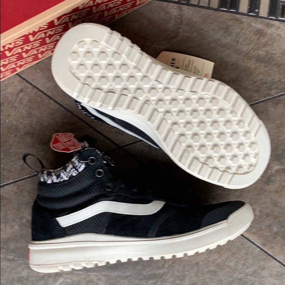 •VANS ULTRARANGE HI Dl Mte Woven/Black WMNS - Picture 3 of 16